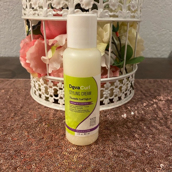DevaCurl set refine your curly routine - Picture 6 of 8